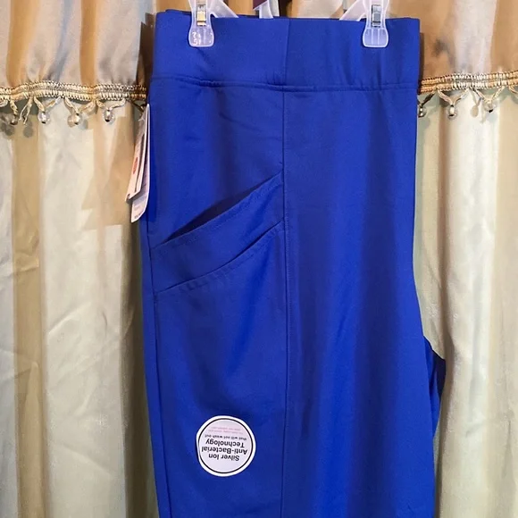 NWT cuddl dubs jogger scrub pants royal blue - Picture 6 of 7